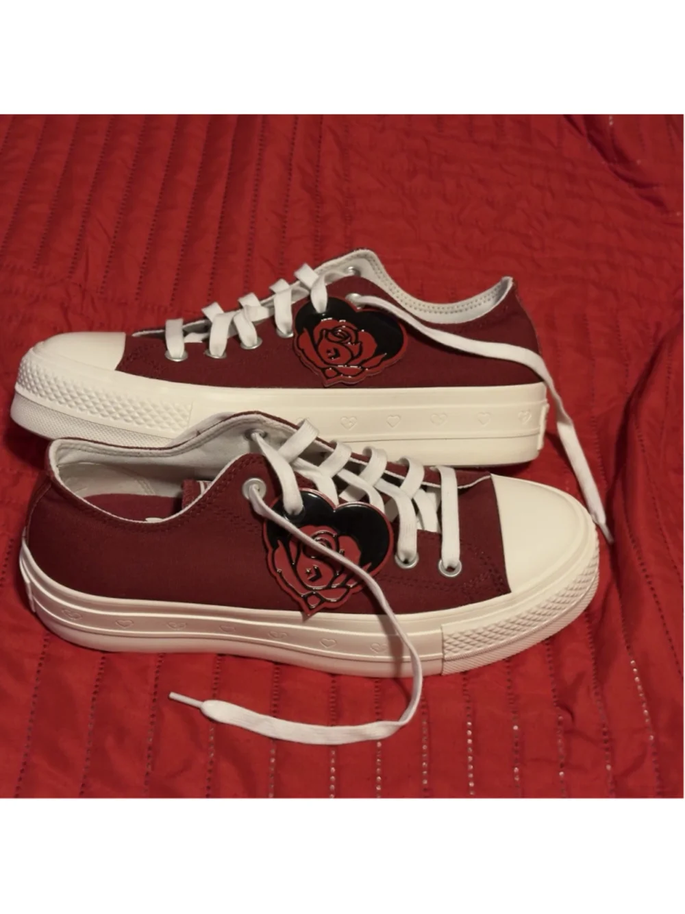 Converse A13653C All Star Valentines Day Womens Sneakers In Dark Red US 8